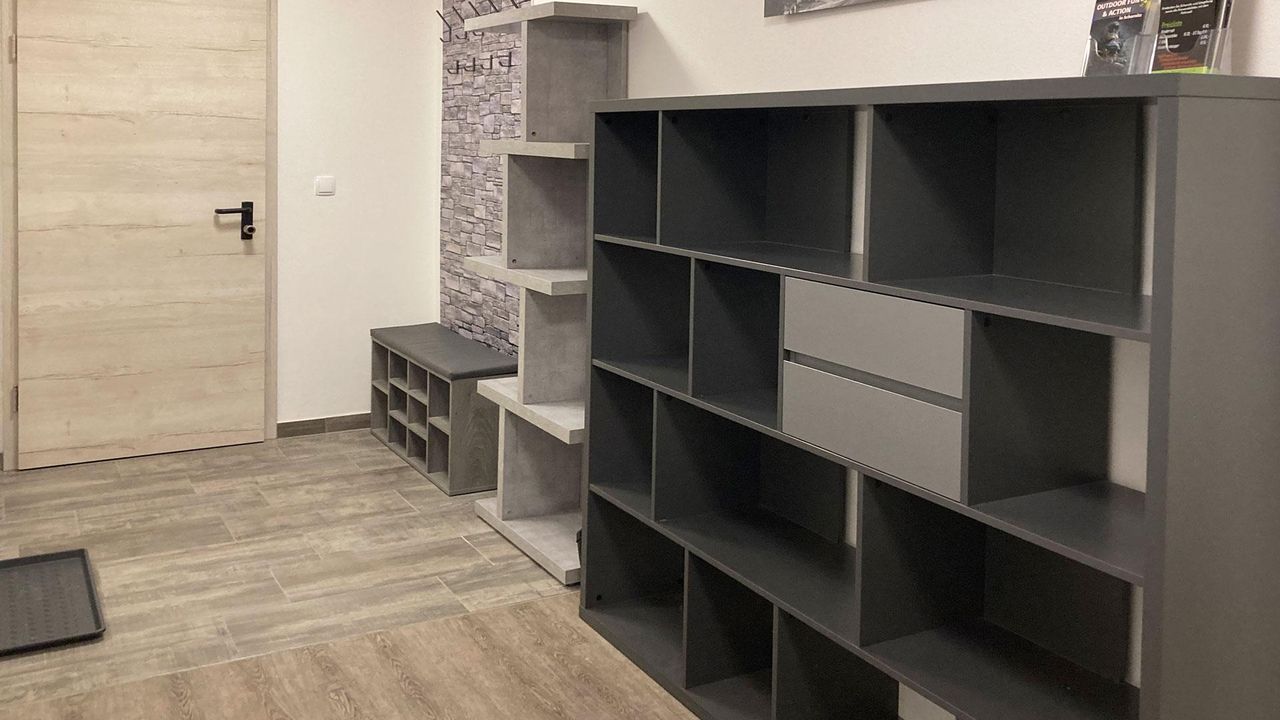 Apartment 3v Apartment 3v